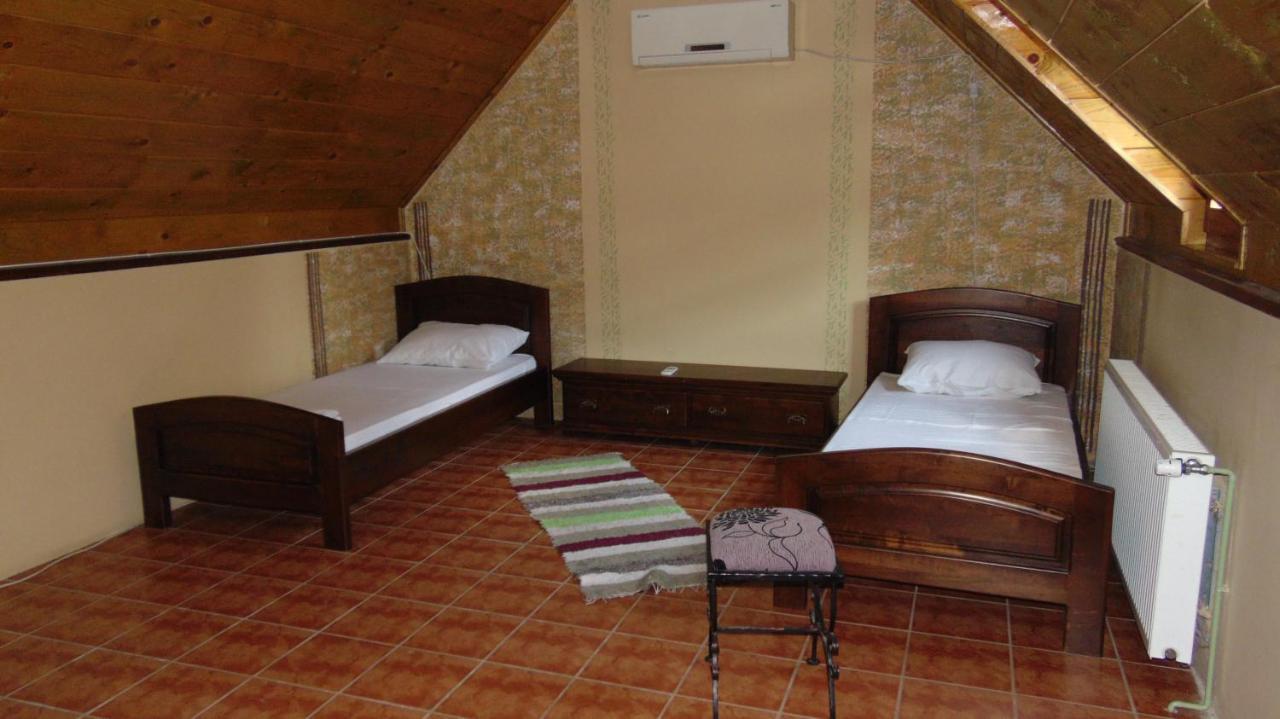 Rooms Milin Lagum Irig Екстериор снимка